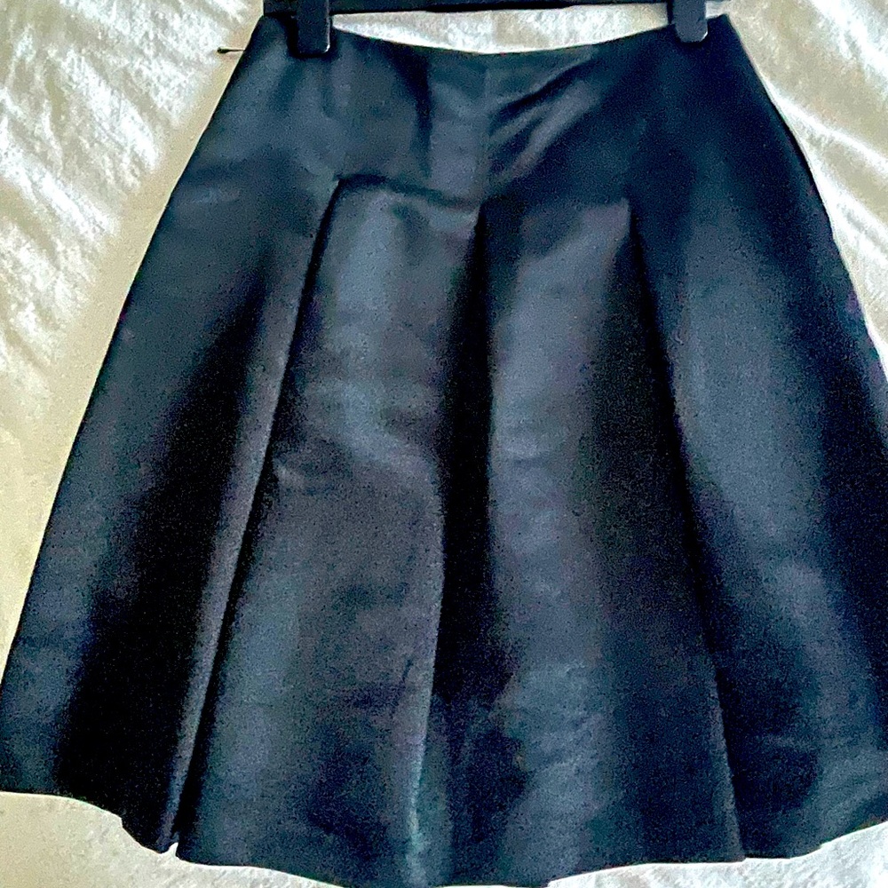 Brooks Brothers skirt, black, size 4